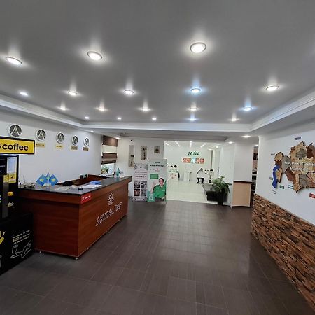 Astina Hotel Astana Zewnętrze zdjęcie