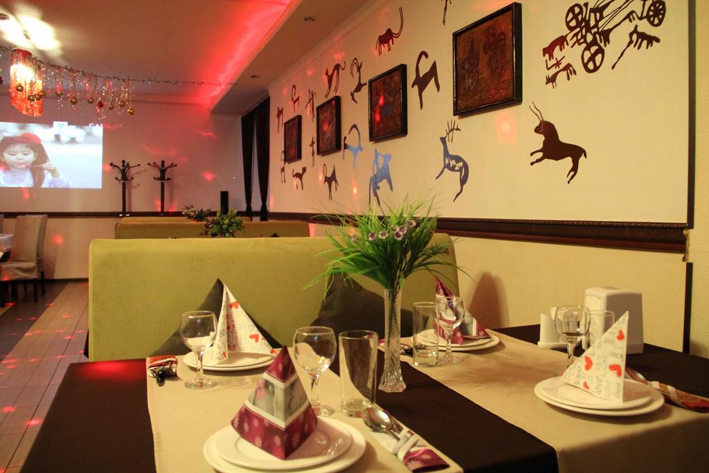 Astina Hotel Astana Zewnętrze zdjęcie