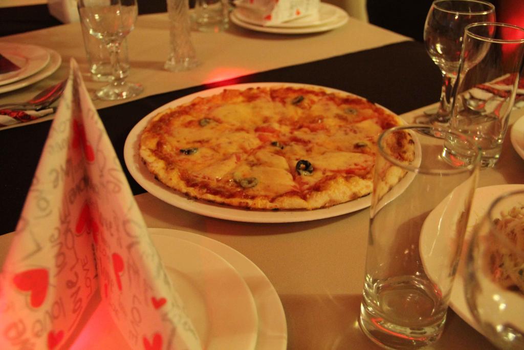 Astina Hotel Astana Zewnętrze zdjęcie